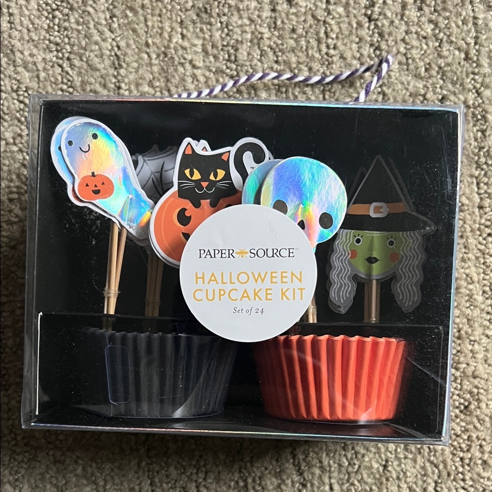 Paper Source Halloween Cupcake Kit - Black, Orange, and Multicolor
